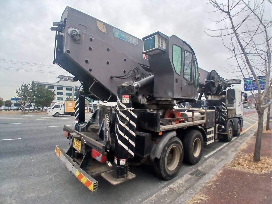 Volvo EC210D Excavator